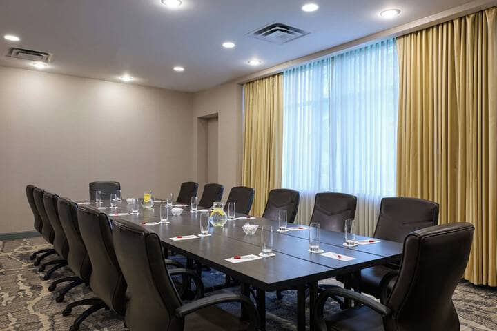 Meeting facility
